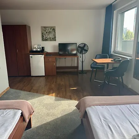 Gosciniec Promus 扎布热